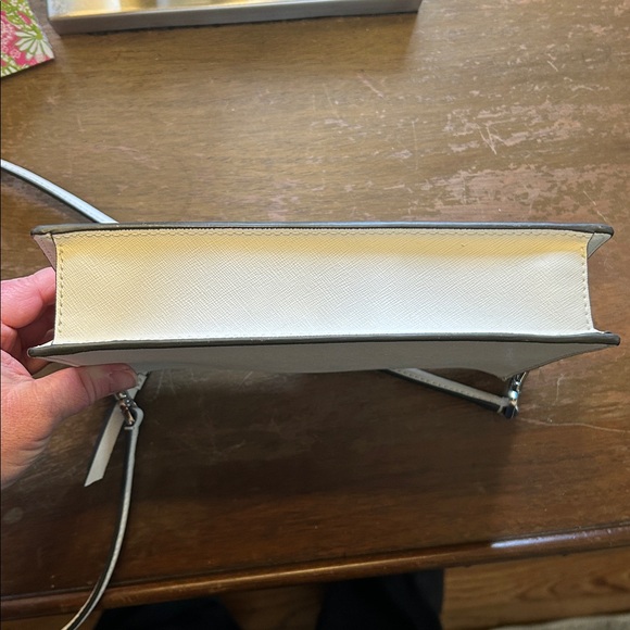 Kate Spade Cream Crossbody Bag - Picture 10 of 16